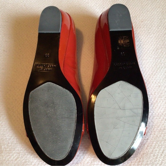 NIB Marc Jacobs red patent leather wedge closed toe shoe 38 & 39 - Picture 5 of 5